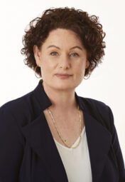 Dr Jacqueline Schmidt-Busby